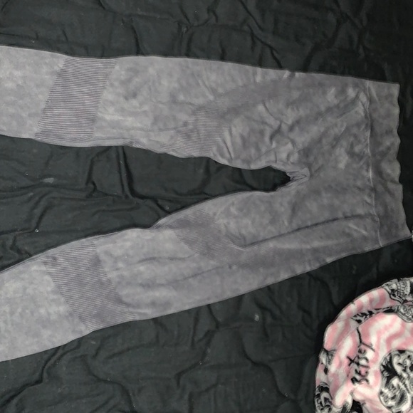 Yoga pants - Picture 4 of 4